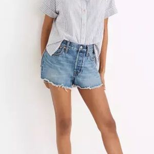 Madewell Relaxed Denim shorts in Berriman wash